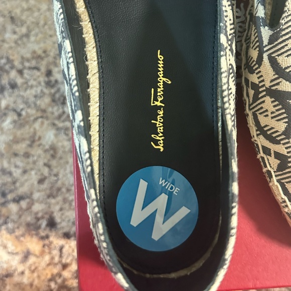 FERRAGAMO CANVAS ESPADRILLE - US 11 WIDE - Picture 6 of 9